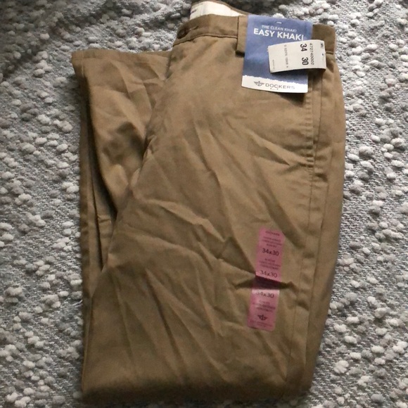 Dockers Other - Dockers Slim Fit Easy Khaki Pants